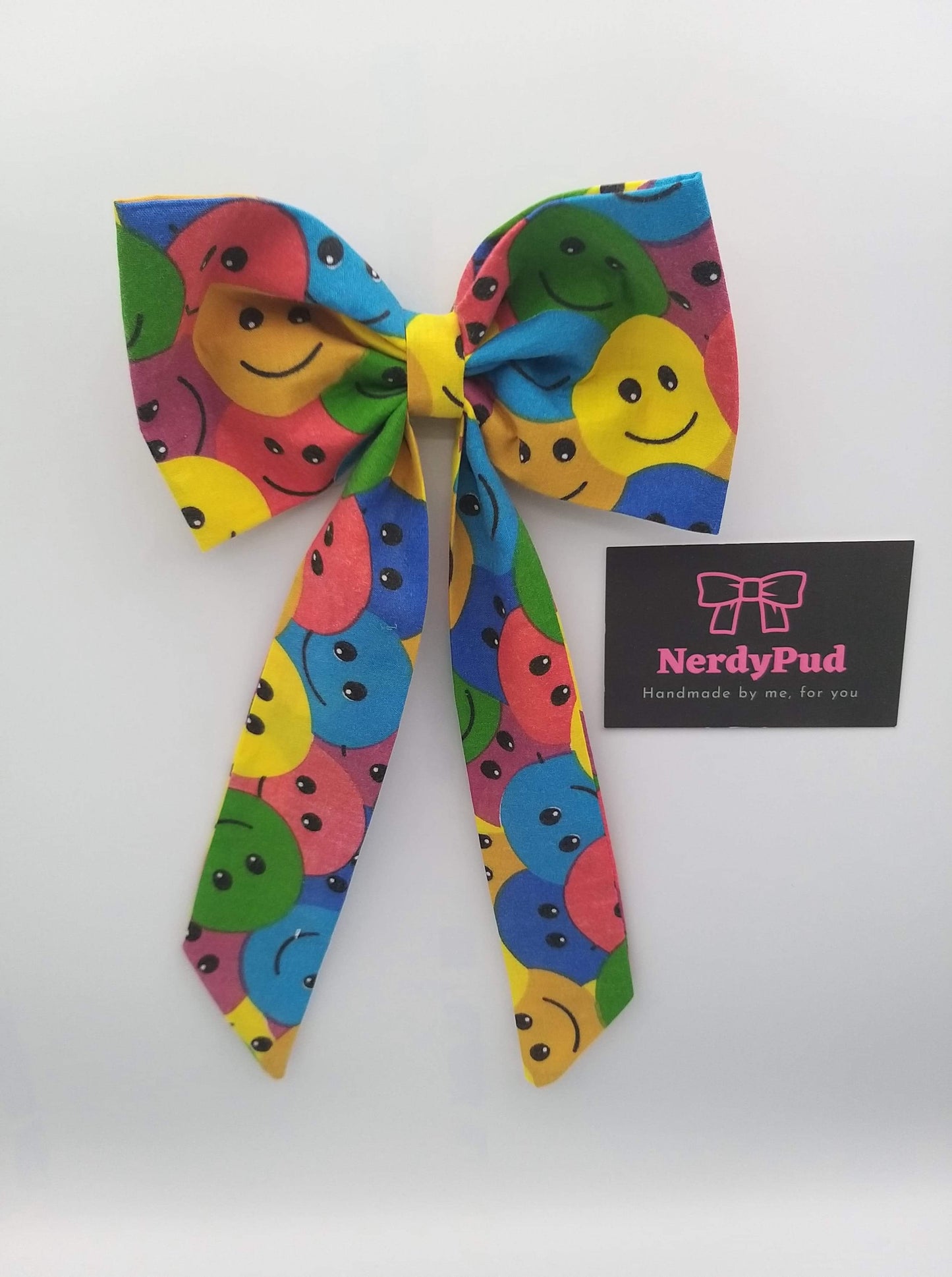 Large Smiley Face Tail Bow